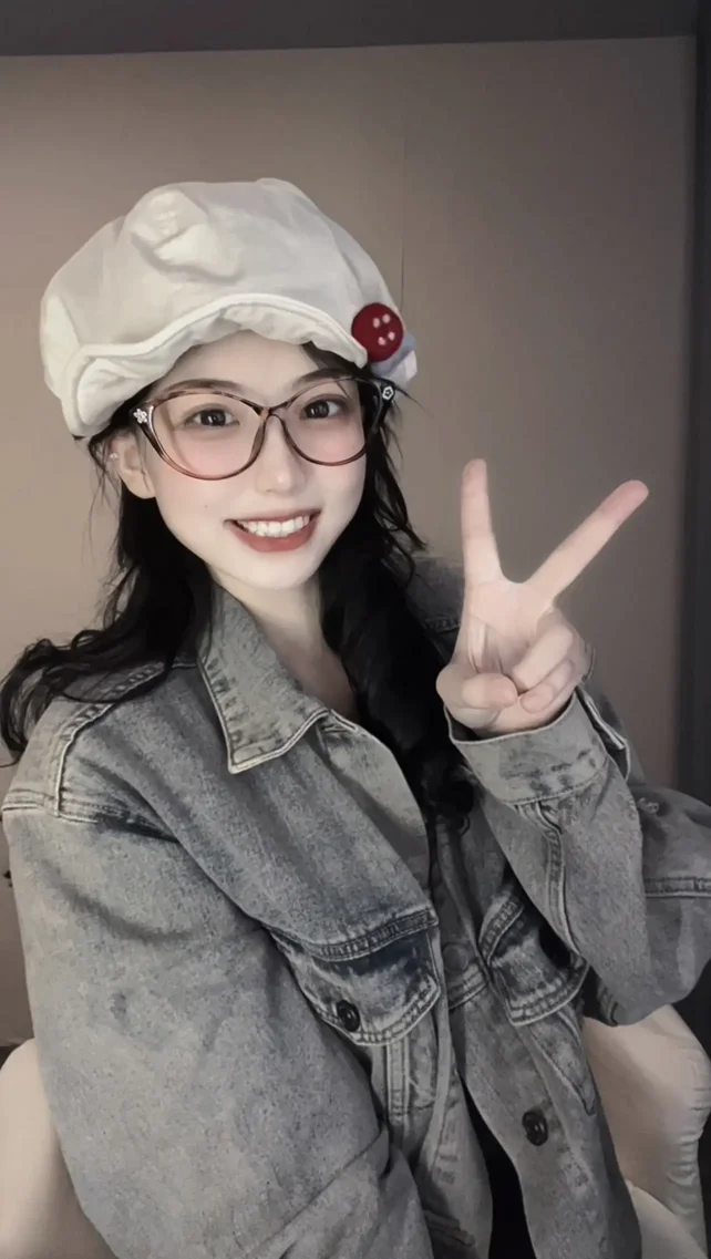 让人爽到湿的小黄书
